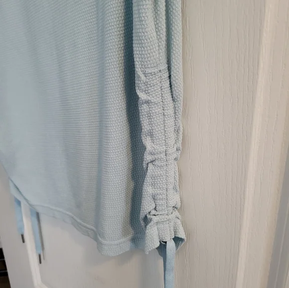 Calvin Klein Performance Tank - Picture 4 of 4